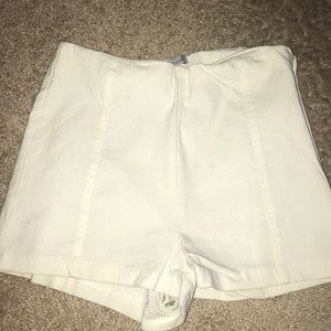Stretchy high wasted white short shorts! Size S
